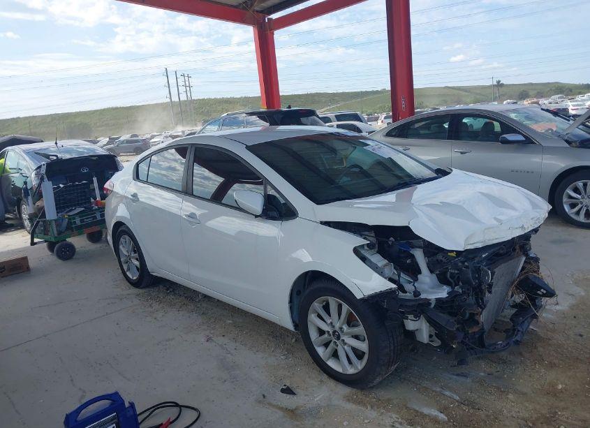 Photo 13 of 2017 Kia Forte S (VIN 3KPFL4A73HE109334)