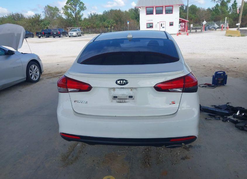 Photo 16 of 2017 Kia Forte S (VIN 3KPFL4A73HE109334)