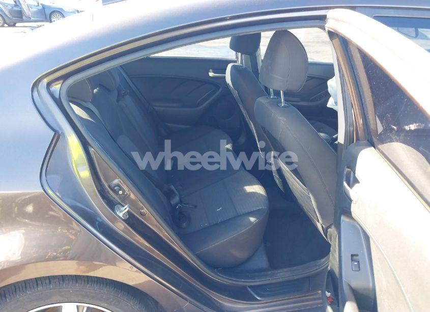 Photo 8 of 2018 Kia Forte LX (VIN 3KPFL4A73JE201050)