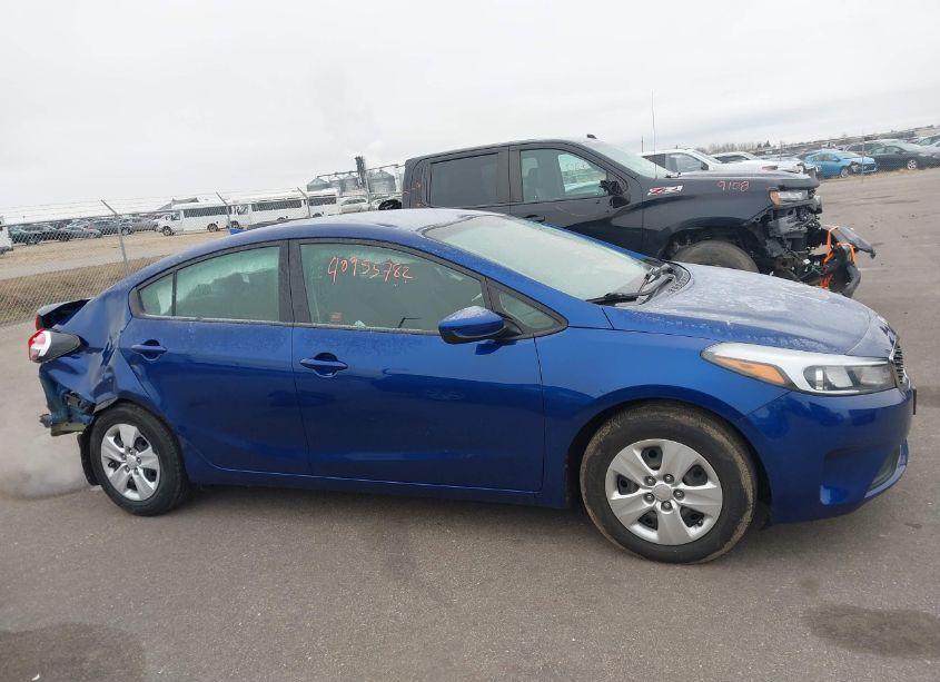Photo 13 of 2018 Kia Forte LX (VIN 3KPFL4A73JE247414)