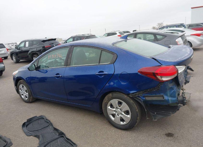 Photo 14 of 2018 Kia Forte LX (VIN 3KPFL4A73JE247414)