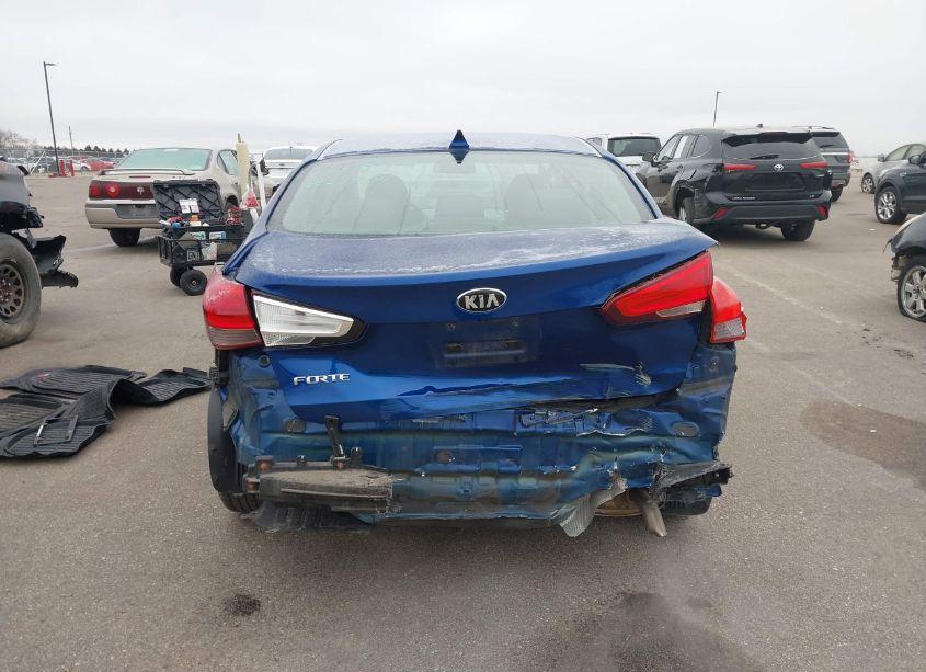 Photo 6 of 2018 Kia Forte LX (VIN 3KPFL4A73JE247414)
