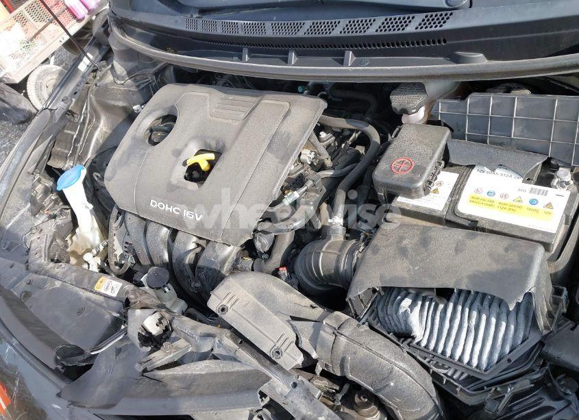 Photo 10 of 2018 Kia Forte LX (VIN 3KPFL4A73JE277982)