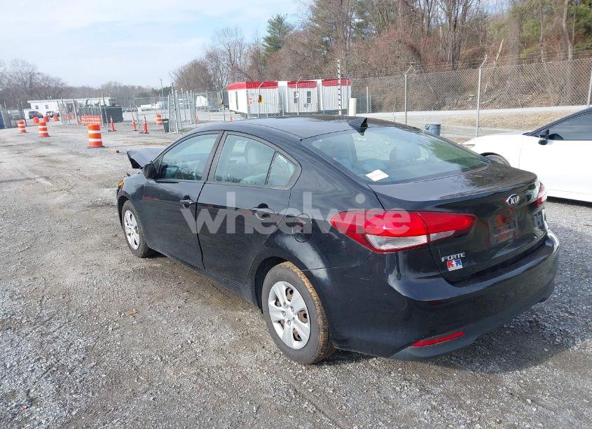 Photo 3 of 2018 Kia Forte LX (VIN 3KPFL4A73JE277982)