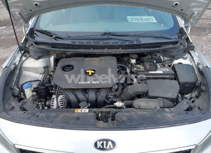 Photo 10 of 2017 Kia Forte LX (VIN 3KPFL4A74HE021974)