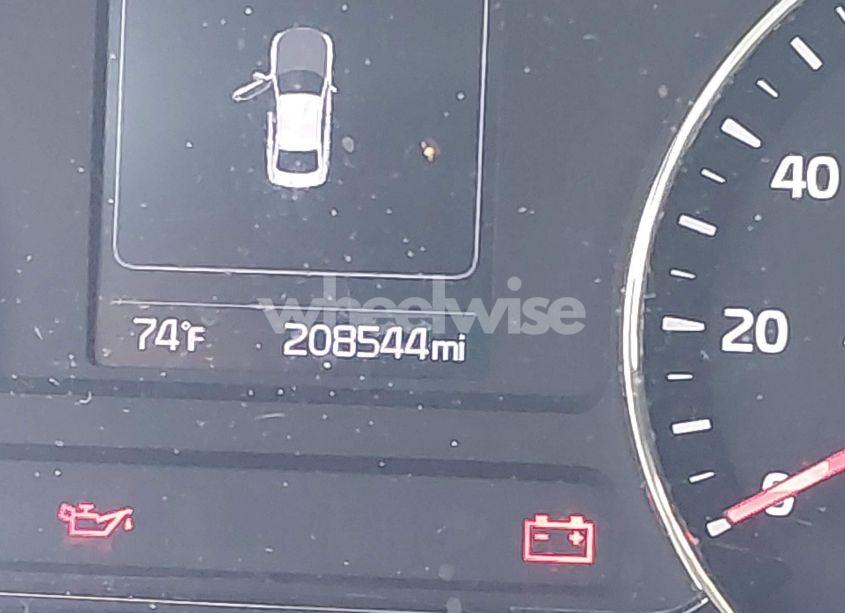 Photo 16 of 2017 Kia Forte LX (VIN 3KPFL4A74HE021974)