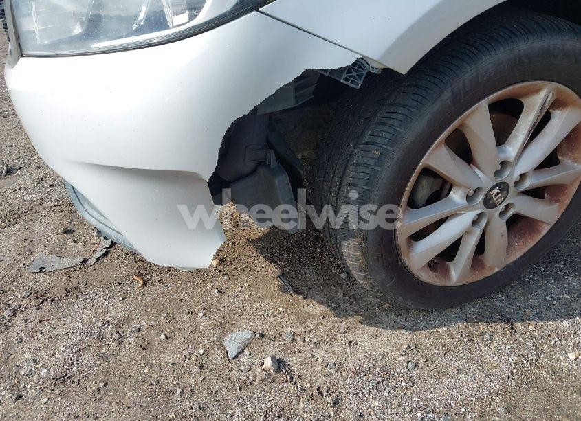 Photo 6 of 2017 Kia Forte LX (VIN 3KPFL4A74HE021974)