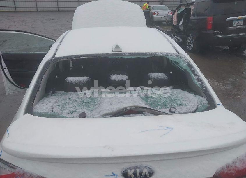 Photo 6 of 2017 Kia Forte S (VIN 3KPFL4A74HE024065)