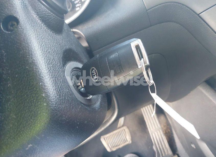 Photo 11 of 2017 Kia Forte LX (VIN 3KPFL4A74HE071600)