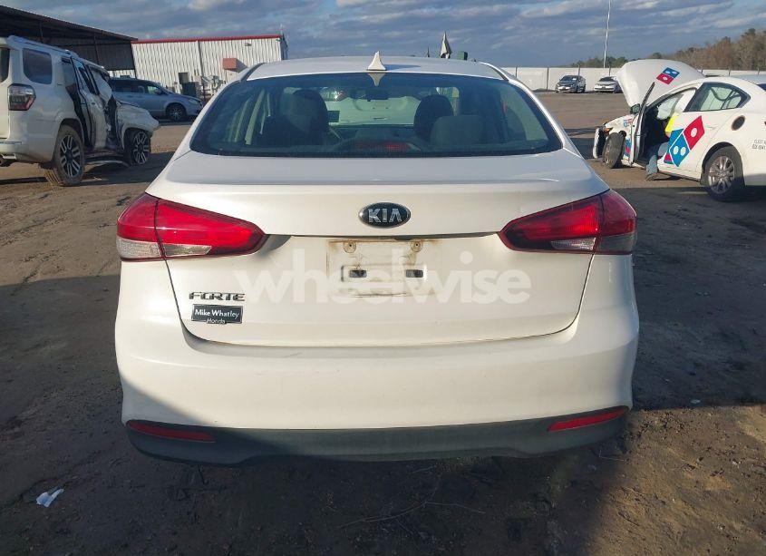 Photo 16 of 2017 Kia Forte LX (VIN 3KPFL4A74HE071600)