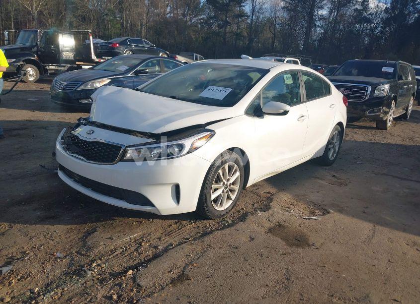 Photo 2 of 2017 Kia Forte LX (VIN 3KPFL4A74HE071600)