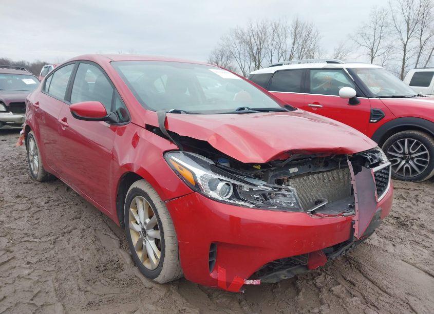 2017 Kia Forte S (VIN 3KPFL4A74HE103736) main photo