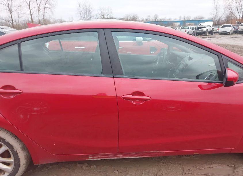 Photo 13 of 2017 Kia Forte S (VIN 3KPFL4A74HE103736)