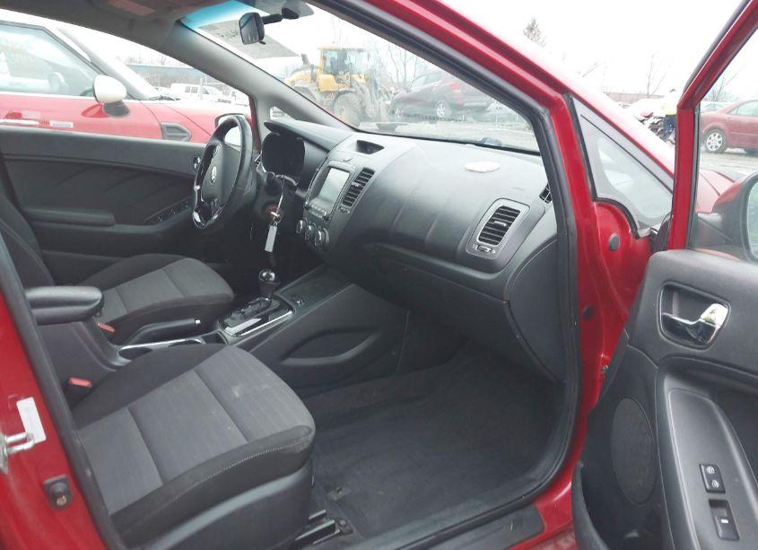 Photo 5 of 2017 Kia Forte S (VIN 3KPFL4A74HE103736)