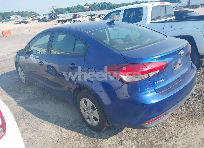 Photo 3 of 2018 Kia Forte LX (VIN 3KPFL4A74JE164980)