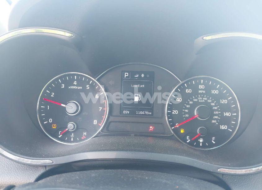 Photo 7 of 2018 Kia Forte LX (VIN 3KPFL4A74JE164980)