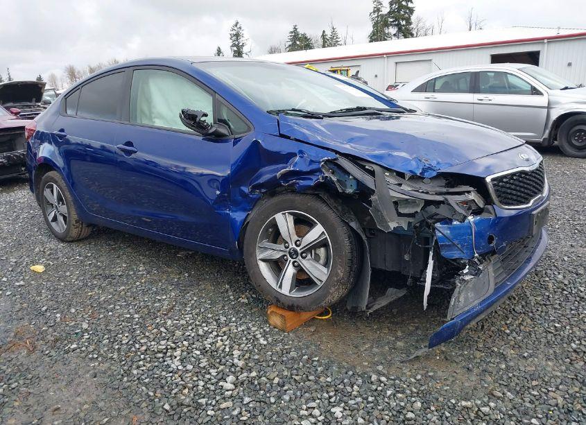 2018 Kia Forte S (VIN 3KPFL4A74JE170262) main photo