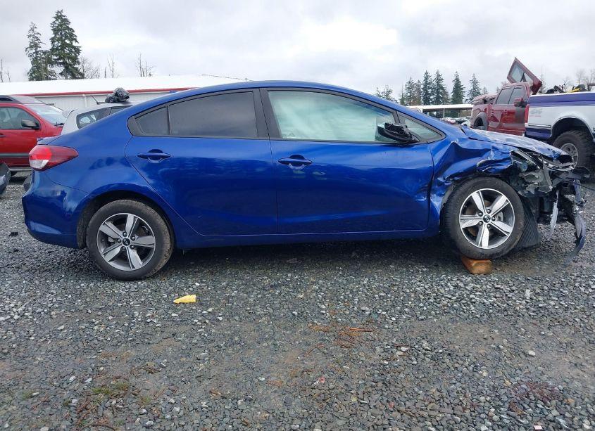 Photo 13 of 2018 Kia Forte S (VIN 3KPFL4A74JE170262)