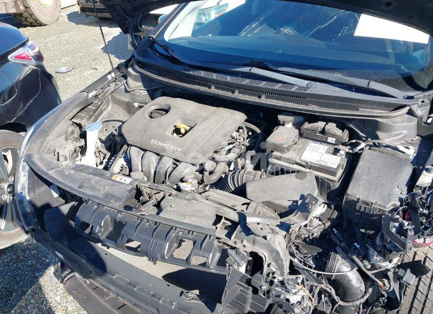 Photo 10 of 2018 Kia Forte S (VIN 3KPFL4A74JE240343)