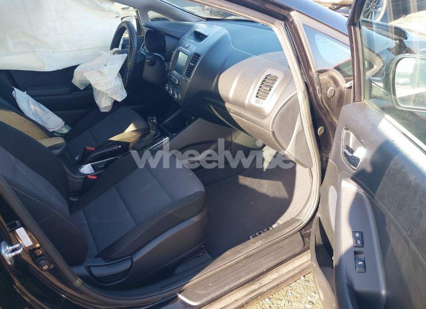 Photo 5 of 2018 Kia Forte S (VIN 3KPFL4A74JE240343)