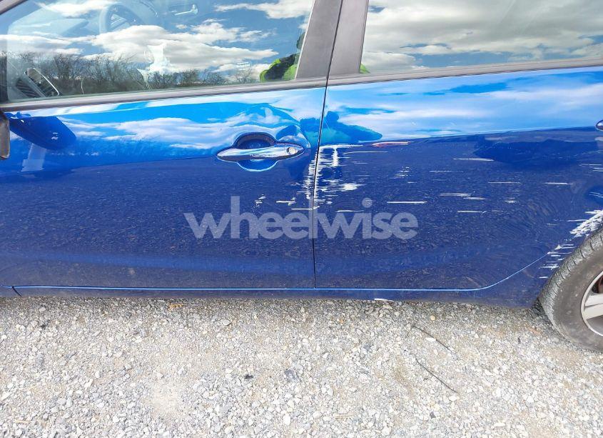 Photo 16 of 2018 Kia Forte LX (VIN 3KPFL4A74JE253352)