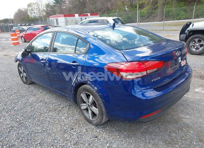Photo 3 of 2018 Kia Forte LX (VIN 3KPFL4A74JE253352)