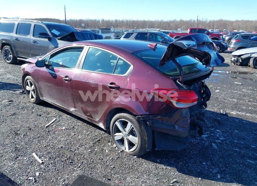 Photo 3 of 2018 Kia Forte LX (VIN 3KPFL4A74JE264125)