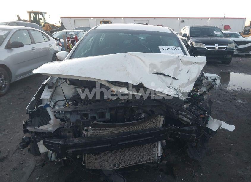 Photo 12 of 2018 Kia Forte LX (VIN 3KPFL4A74JE268496)