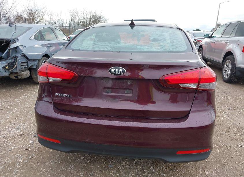 Photo 16 of 2017 Kia Forte LX (VIN 3KPFL4A75HE081374)