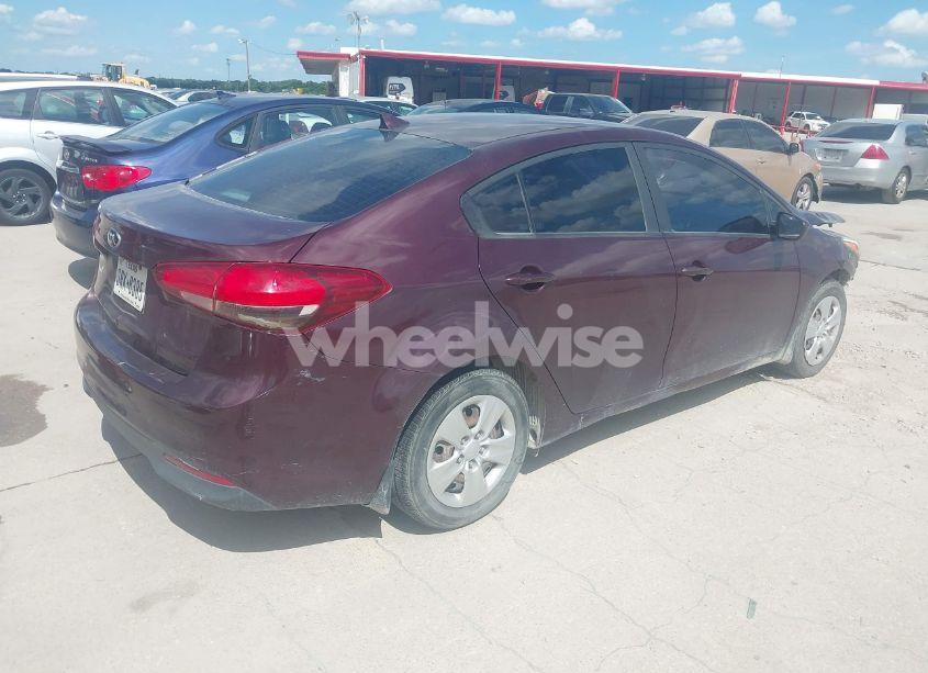 Photo 4 of 2017 Kia Forte LX (VIN 3KPFL4A75HE086557)