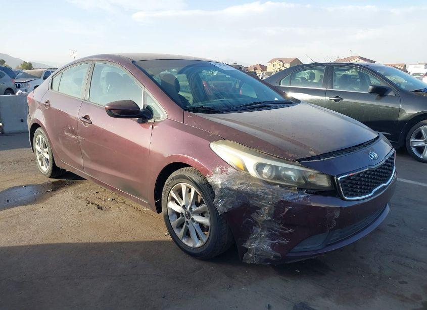 2017 Kia Forte LX (VIN 3KPFL4A75HE117614) main photo