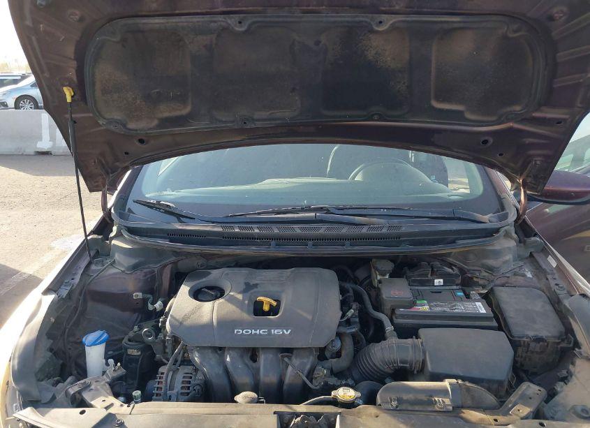 Photo 10 of 2017 Kia Forte LX (VIN 3KPFL4A75HE117614)