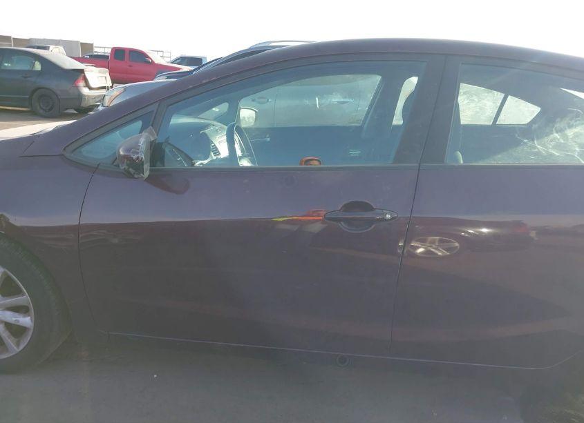 Photo 14 of 2017 Kia Forte LX (VIN 3KPFL4A75HE117614)