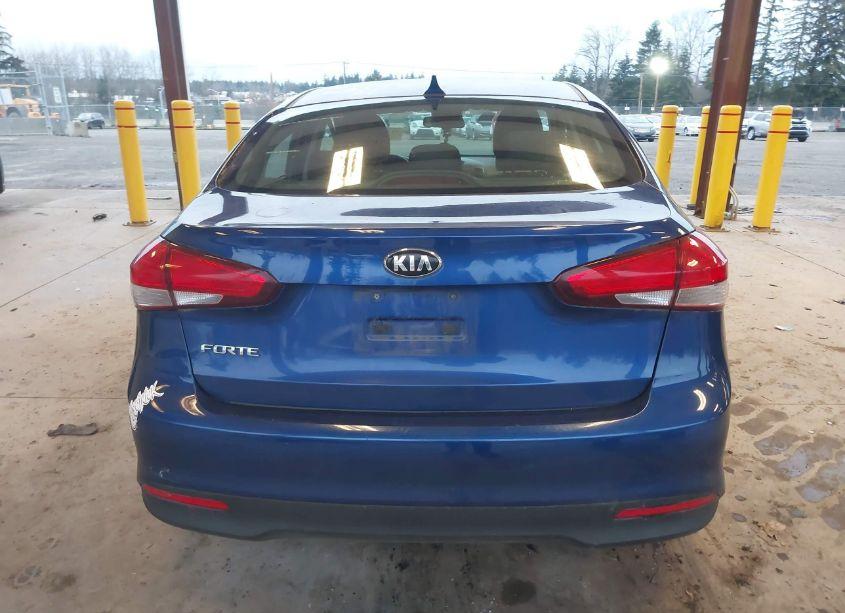 Photo 15 of 2017 Kia Forte LX (VIN 3KPFL4A75HE132162)