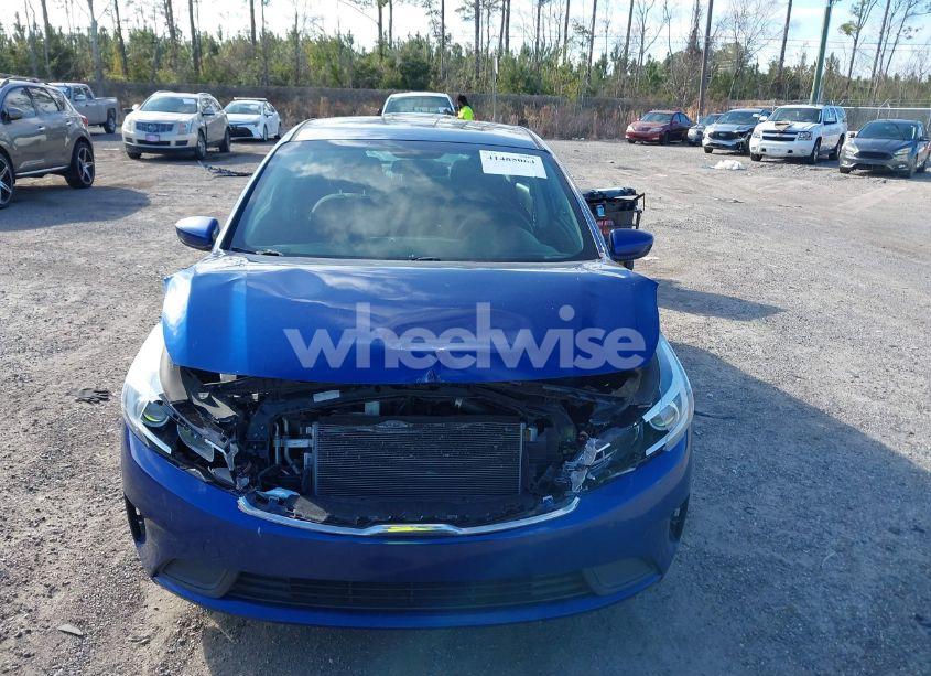 Photo 12 of 2017 Kia Forte LX (VIN 3KPFL4A75HE143761)