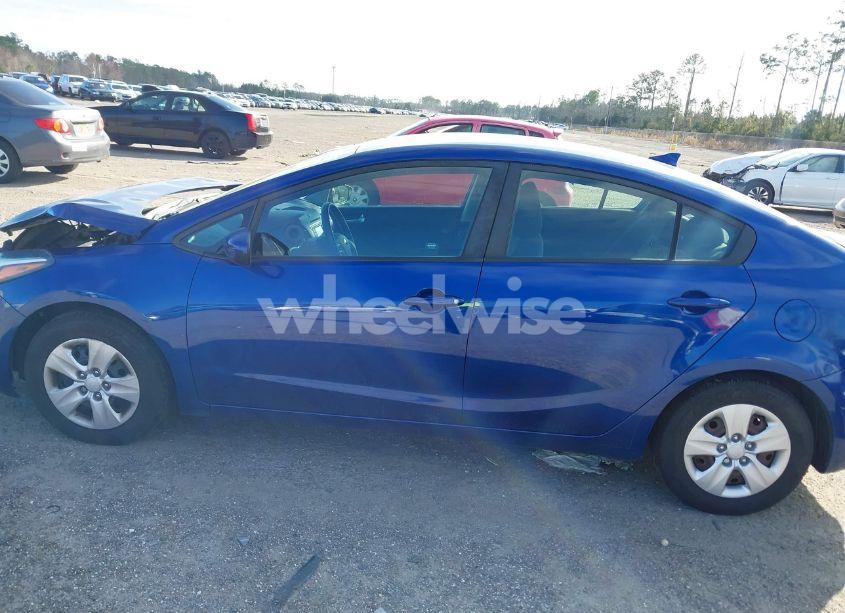 Photo 14 of 2017 Kia Forte LX (VIN 3KPFL4A75HE143761)