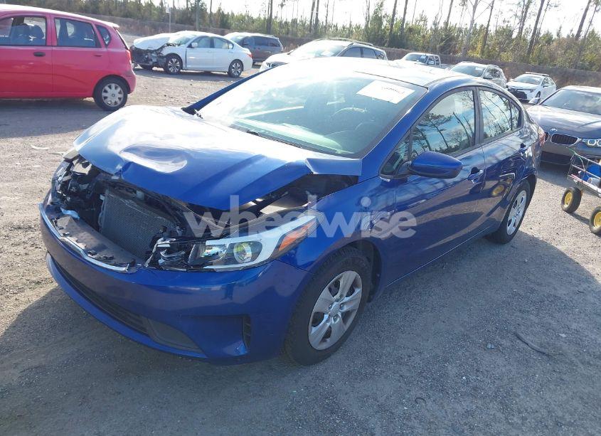 Photo 2 of 2017 Kia Forte LX (VIN 3KPFL4A75HE143761)