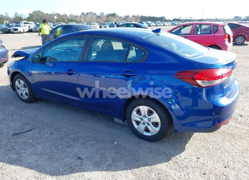 Photo 3 of 2017 Kia Forte LX (VIN 3KPFL4A75HE143761)