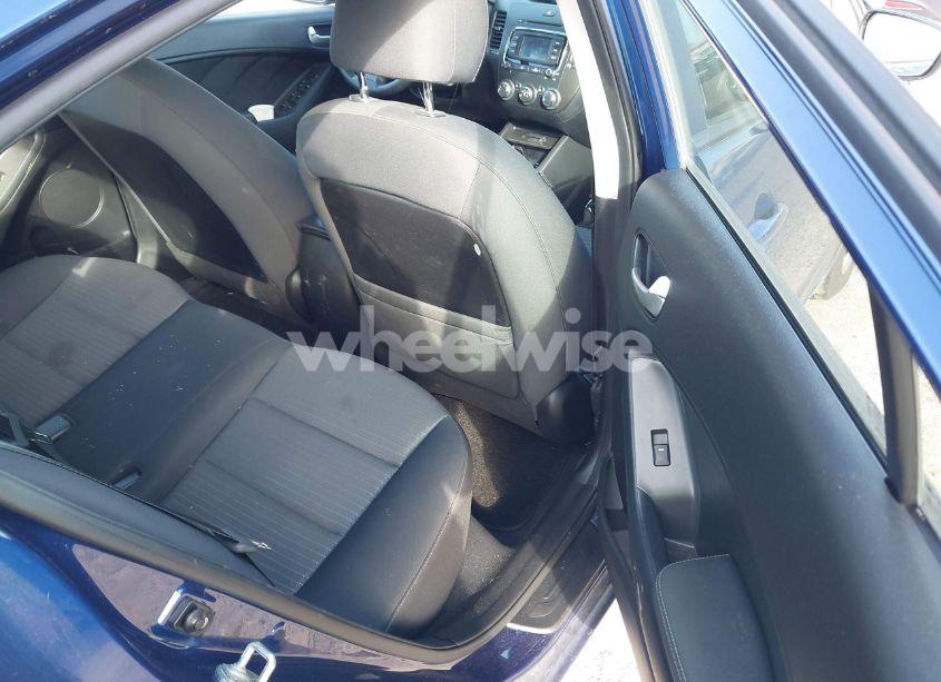 Photo 8 of 2017 Kia Forte LX (VIN 3KPFL4A75HE143761)