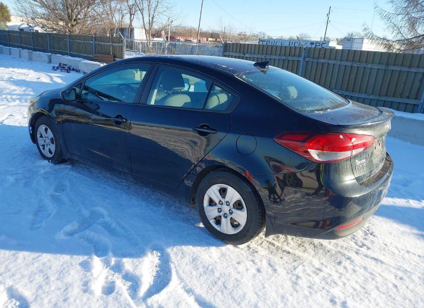 Photo 3 of 2018 Kia Forte LX (VIN 3KPFL4A75JE195381)