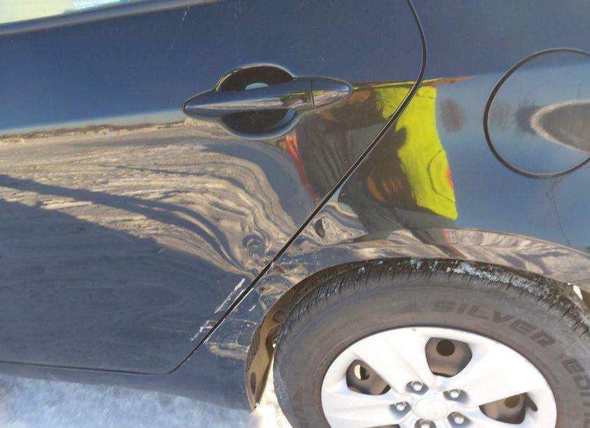 Photo 6 of 2018 Kia Forte LX (VIN 3KPFL4A75JE195381)