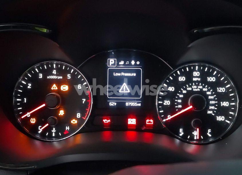 Photo 7 of 2018 Kia Forte LX (VIN 3KPFL4A75JE226676)