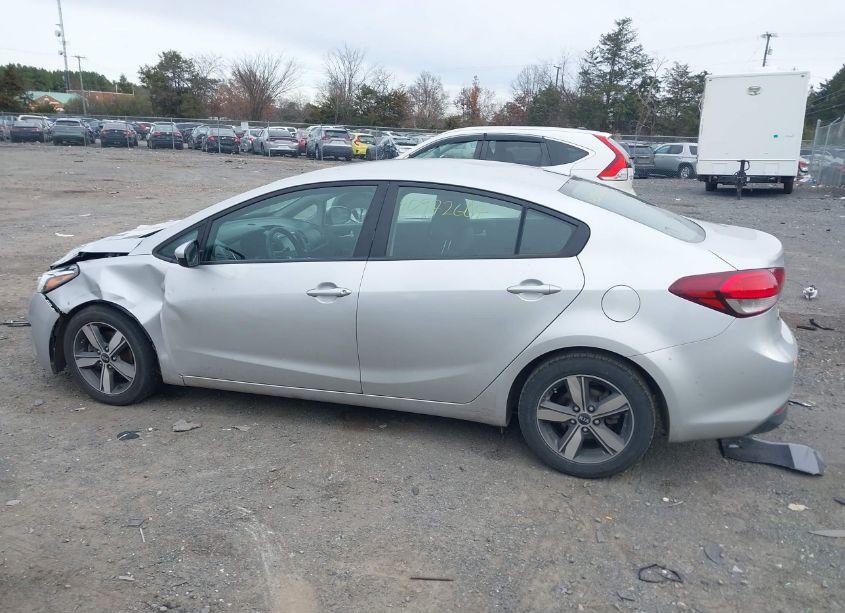 Photo 14 of 2018 Kia Forte LX (VIN 3KPFL4A75JE239959)