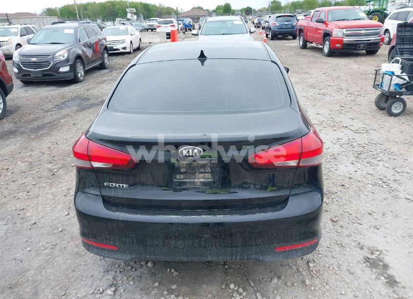 Photo 16 of 2017 Kia Forte LX (VIN 3KPFL4A76HE008644)