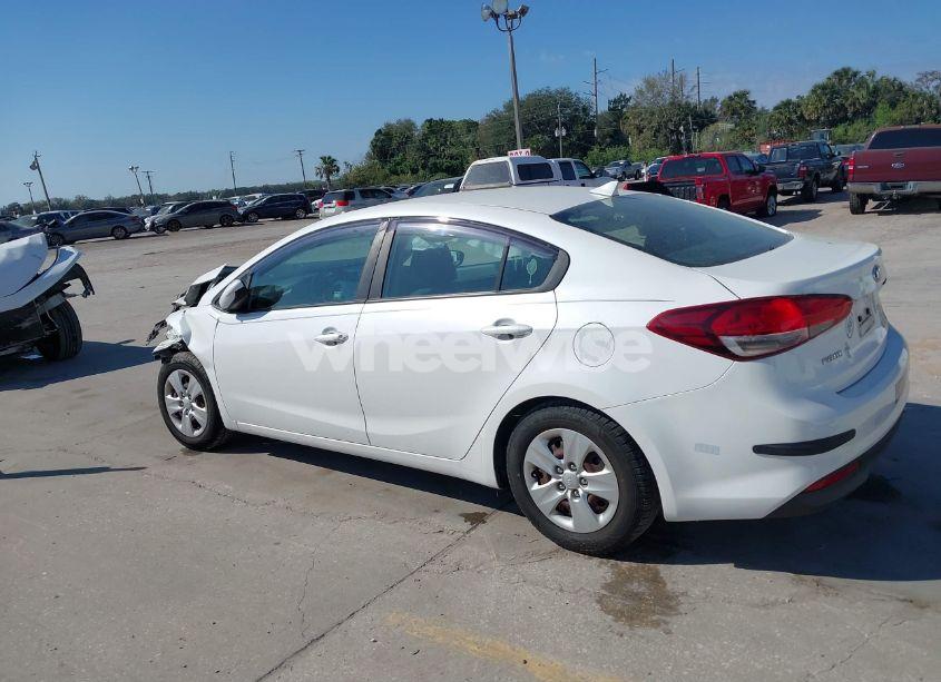 Photo 14 of 2017 Kia Forte LX (VIN 3KPFL4A76HE013438)