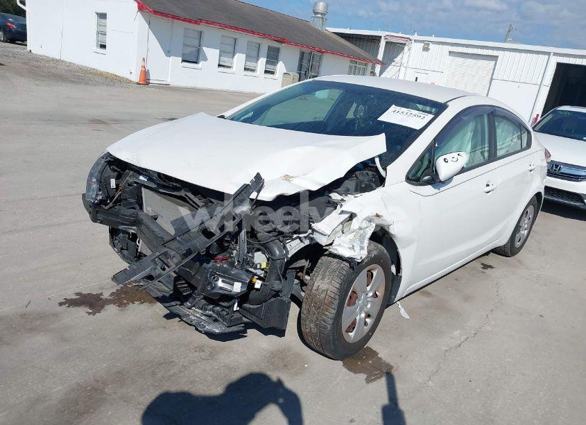 Photo 2 of 2017 Kia Forte LX (VIN 3KPFL4A76HE013438)