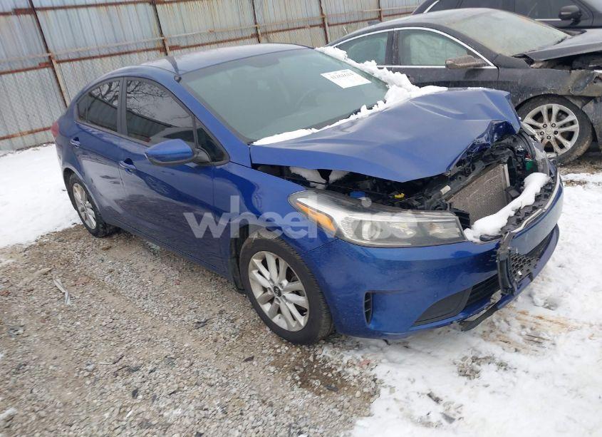 2017 Kia Forte S (VIN 3KPFL4A76HE046861) main photo