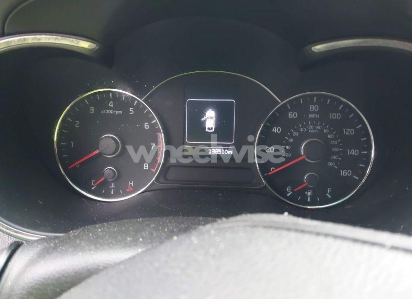 Photo 7 of 2017 Kia Forte S (VIN 3KPFL4A76HE046861)