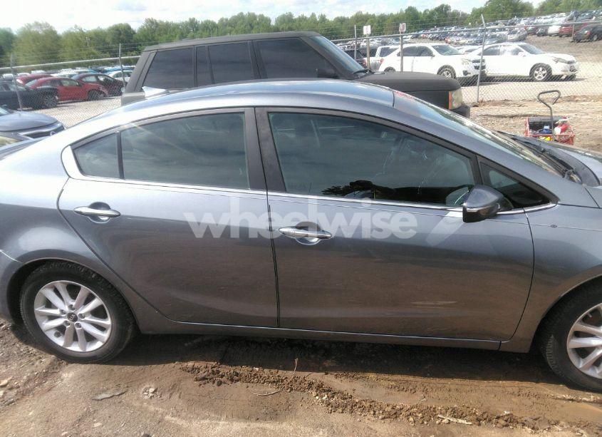 Photo 13 of 2017 Kia Forte S (VIN 3KPFL4A76HE049727)