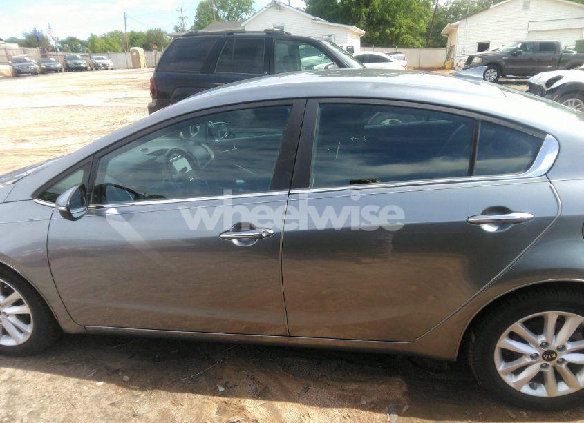 Photo 14 of 2017 Kia Forte S (VIN 3KPFL4A76HE049727)